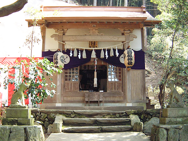 岩根神社